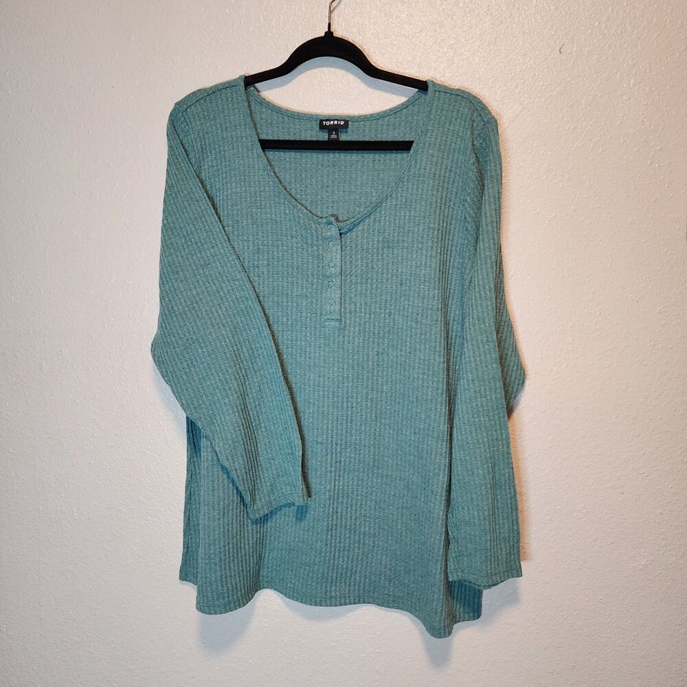 Torrid Waffle Knit Henley Top Size 3 3X Sage Green Long Sleeve Thermal